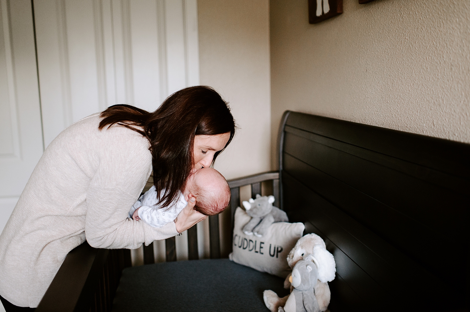 Nursery photo inspiration for newborn lifestyle session with Seattle Newborn Photographer, Meg Newton Photography 
