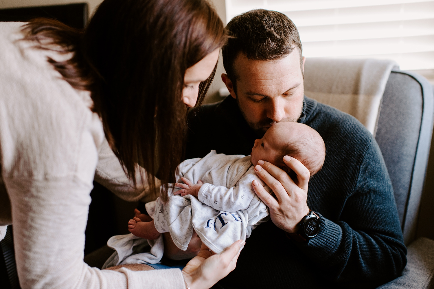Parents with baby boy | Lifestyle Newborn Session Inspiration | Meg Newton Photography