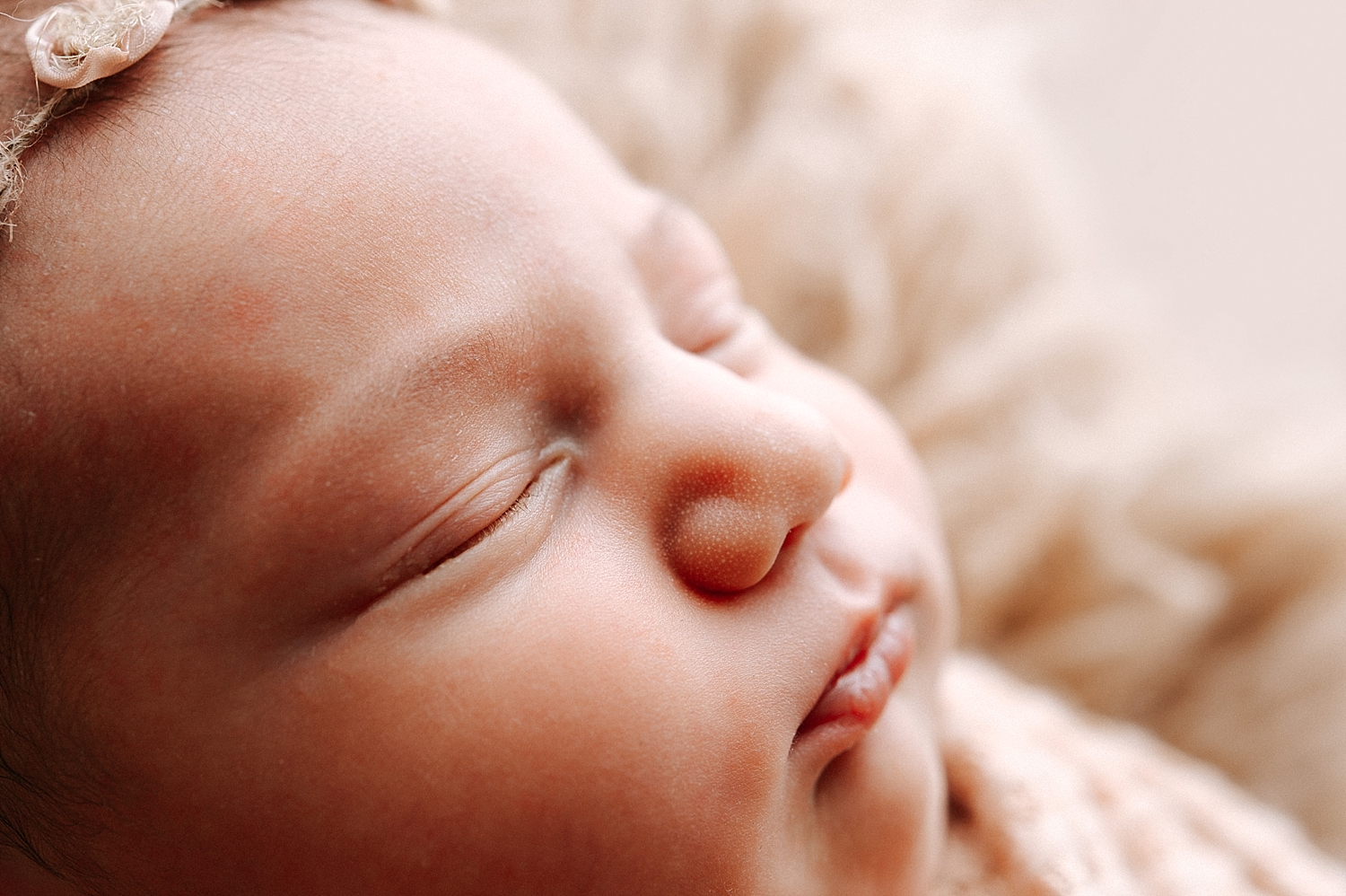 Newborn baby details | Meg Newton Photography