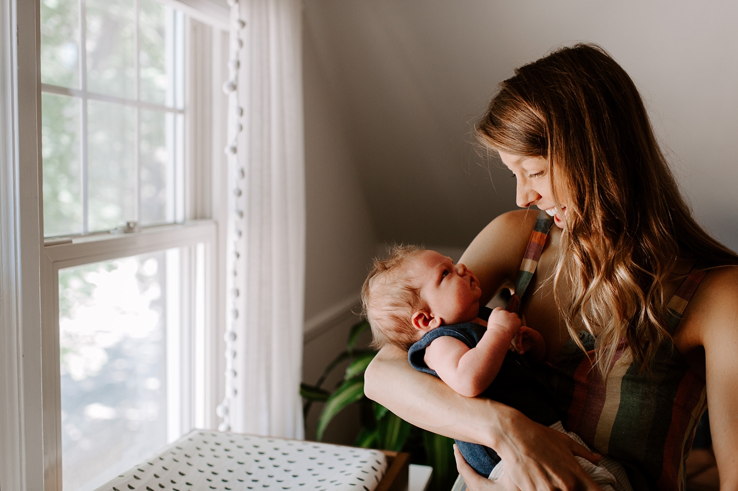 In home lifestyle newborn session with Lifestyle Newborn Photographer, Meg Newton Photography