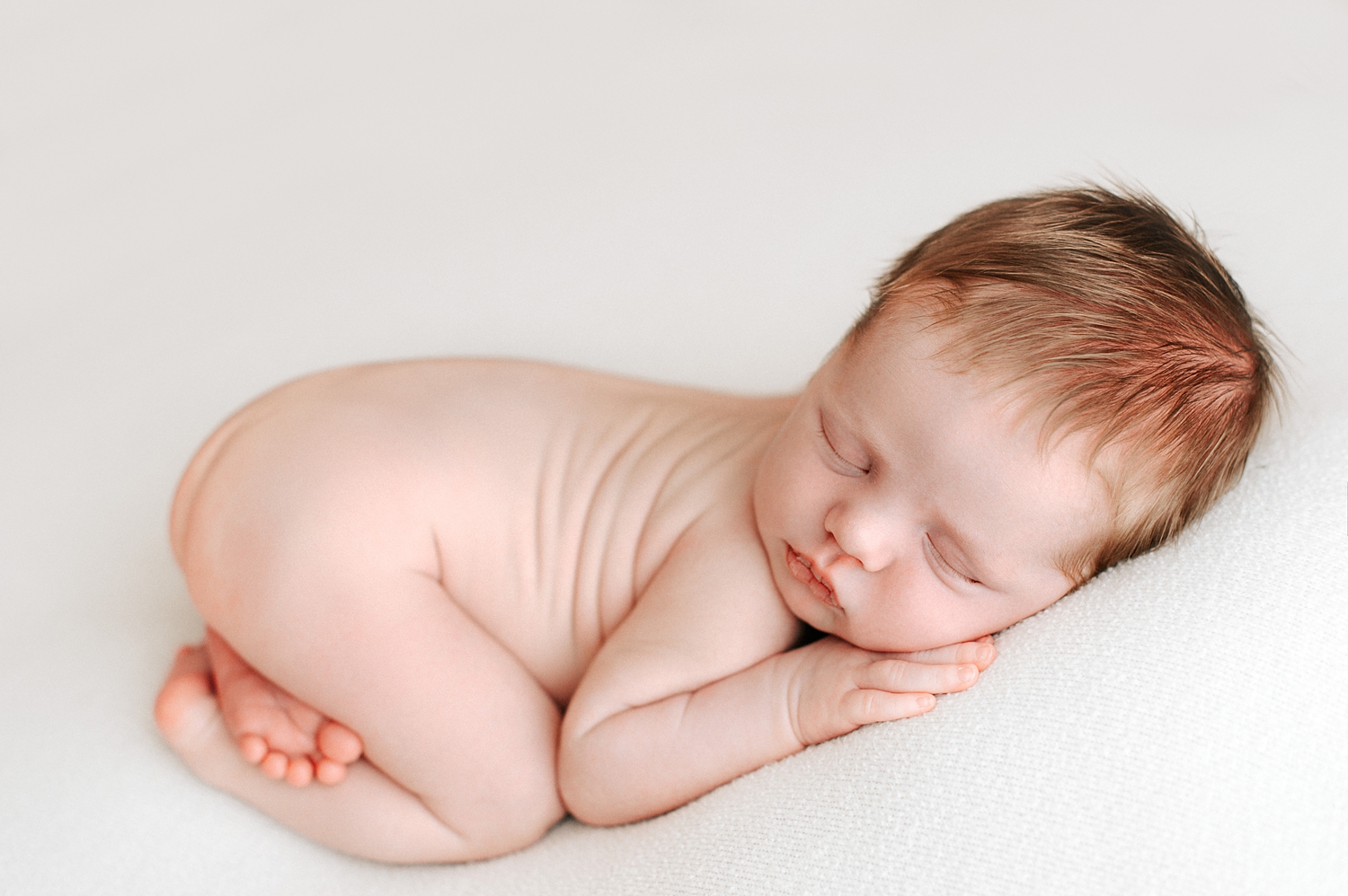 Baby on tummy with bum up | Posed Newborn Session with Tacoma Baby Photographer, Meg Newton Photography