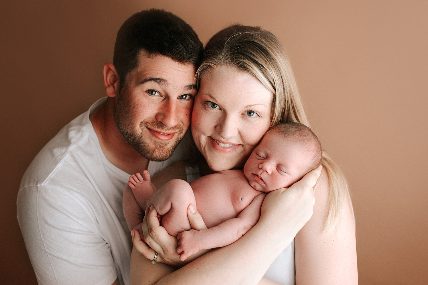 Parent poses | Studio Newborn Session with Tacoma-Seattle Posed Newborn Photographer, Meg Newton Photography